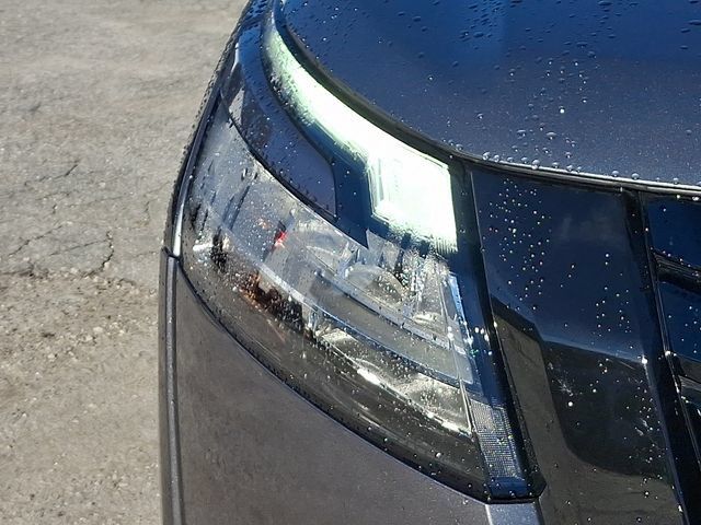 Used 2022 Nissan Pathfinder SL AWD/4WD image 28