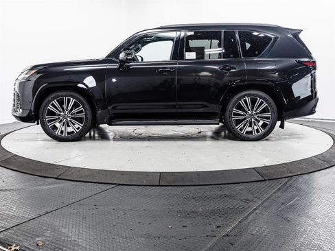 New 2026 Lexus LX 700h Luxury image 9