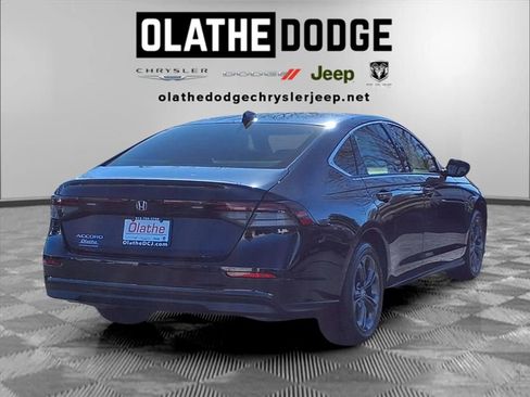 Used 2023 Honda Accord EX image 29