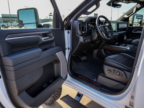 New 2026 Chevrolet Silverado 3500 High Country w/ High Country Premium Package AWD/4WD image 36