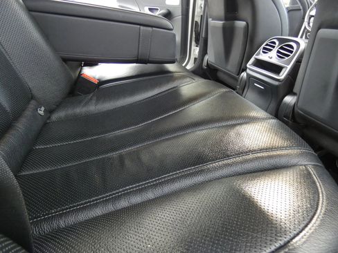 Used 2019 Mercedes-Benz S 450 Sedan image 38