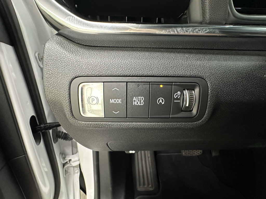 Certified 2026 GMC Terrain Elevation w/ Elevation Premium Package FWD image 24