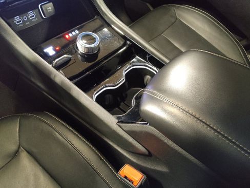 Used 2023 Jeep Grand Cherokee Limited image 26