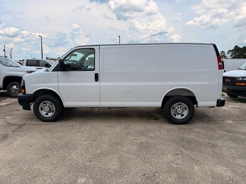 New 2026 Chevrolet Express 2500 w/ Driver Convenience Package RWD image 2