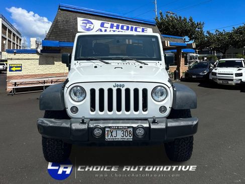 Used 2017 Jeep Wrangler Sport w/ Quick Order Package 24S AWD/4WD image 11