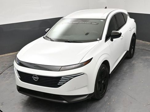 Certified 2025 Nissan Murano SV image 23