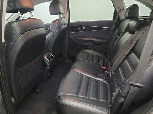 Used 2018 Kia Sorento EX AWD/4WD image 18