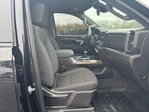 Used 2025 GMC Sierra 1500 Elevation w/ Preferred Package image 22