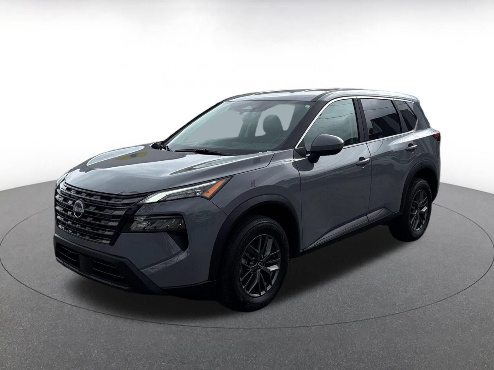 Used 2026 Nissan Rogue SV FWD image 4