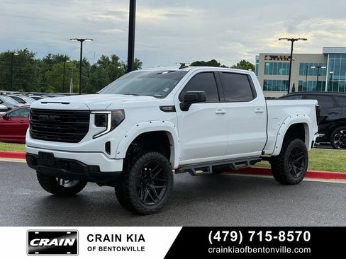 Used 2025 GMC Sierra 1500 Elevation w/ Preferred Package AWD/4WD image 3