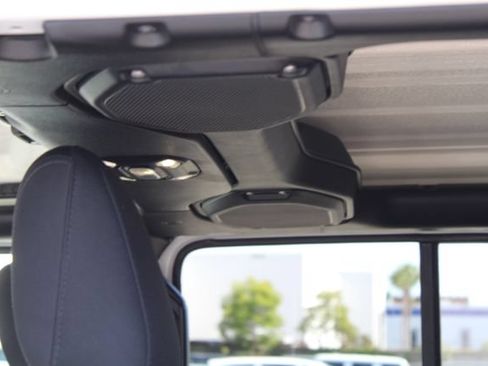 Used 2022 Jeep Wrangler Unlimited Sport AWD/4WD image 34