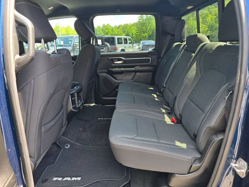 Used 2022 RAM 1500 Big Horn AWD/4WD image 10