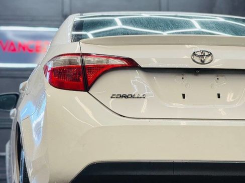 Used 2014 Toyota Corolla S image 11