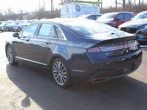Used 2017 Lincoln MKZ Select image 6