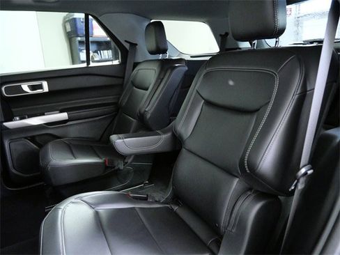 Certified 2023 Ford Explorer XLT w/ Equipment Group 202A image 14