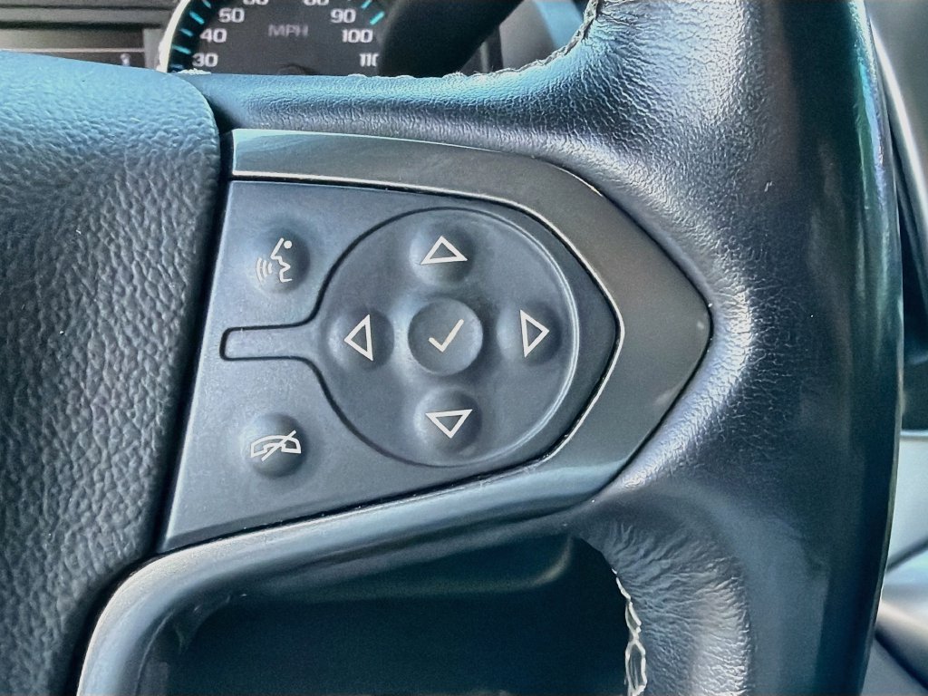 Used 2019 Chevrolet Tahoe LT w/ Luxury Package RWD image 39