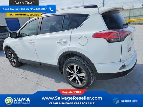 Used 2018 Toyota RAV4 XLE FWD image 3