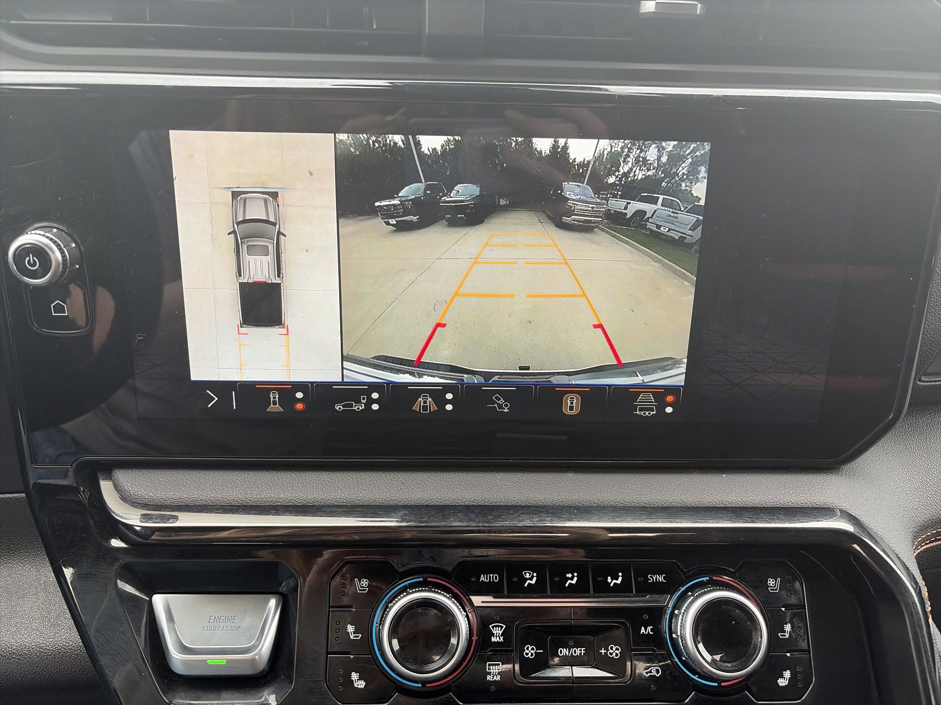 Used 2025 GMC Sierra 1500 AT4 AWD/4WD image 16