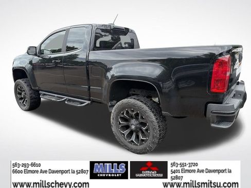 Used 2018 Chevrolet Colorado LT w/ Redline Special Edition AWD/4WD image 4