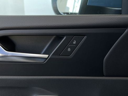 New 2025 Volkswagen Jetta SE image 12