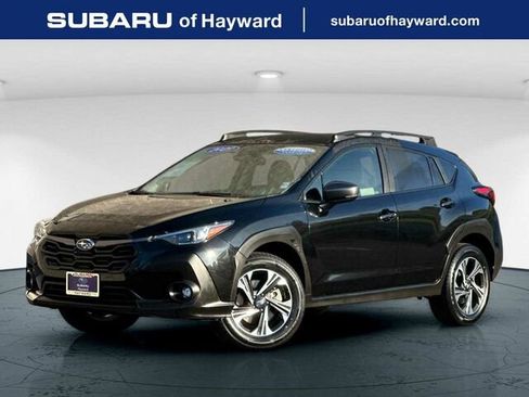 Used 2024 Subaru Crosstrek 2.0i Premium image 1