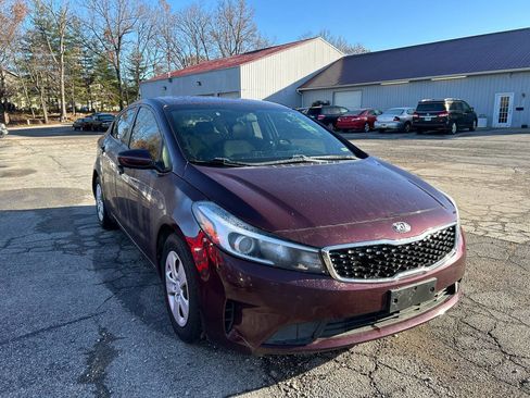 Used 2018 Kia Forte LX image 7