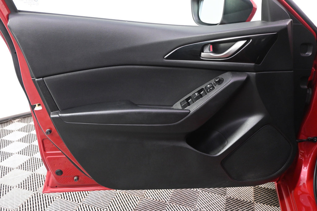 Used 2015 MAZDA MAZDA3 i Touring FWD image 22