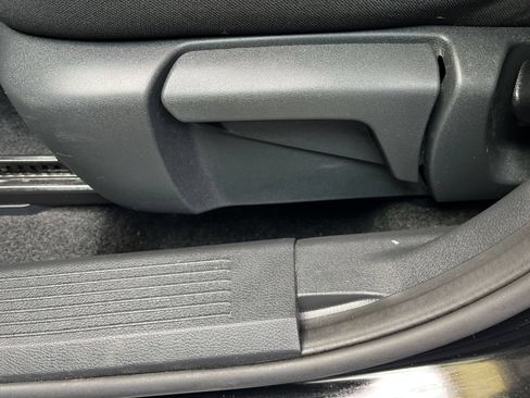 Used 2023 Nissan Rogue S FWD image 22