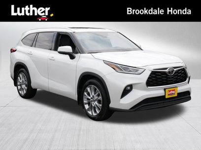 Used 2022 Toyota Highlander Limited