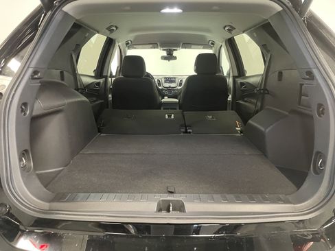 Used 2023 Chevrolet Equinox LT image 27