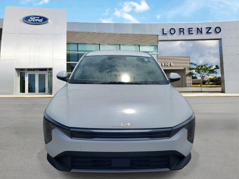 Used 2025 Kia K4 EX FWD image 2