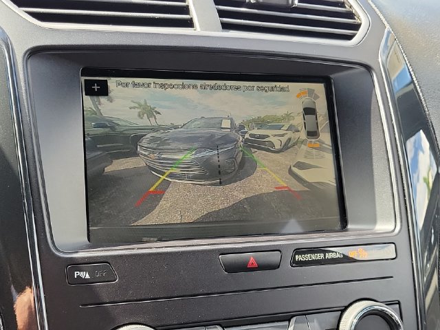 Used 2018 Ford Explorer XLT w/ Equipment Group 202A FWD image 22