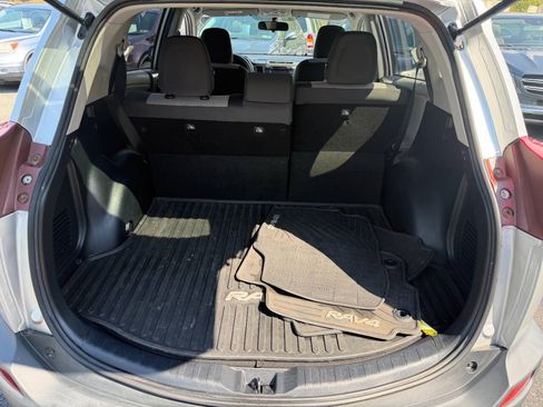 Used 2013 Toyota RAV4 LE AWD/4WD image 33