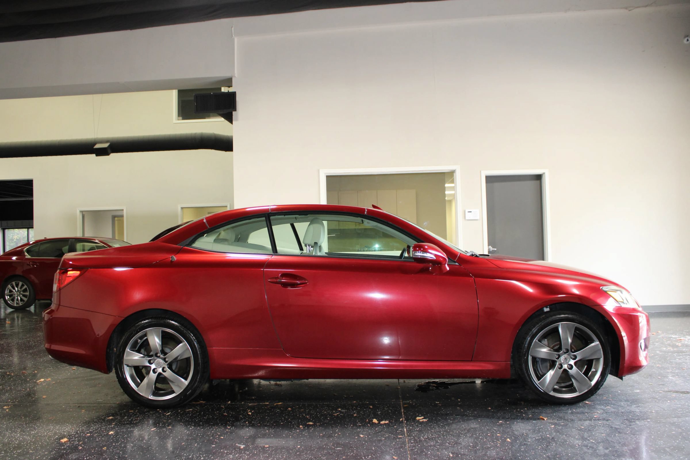 Used 2011 Lexus IS 350C RWD image 3