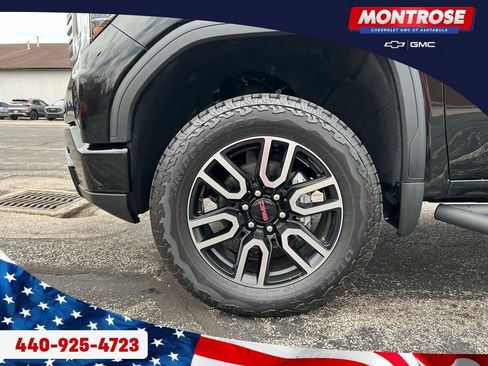 New 2026 GMC Sierra 1500 AT4 w/ AT4 Premium Package AWD/4WD image 32