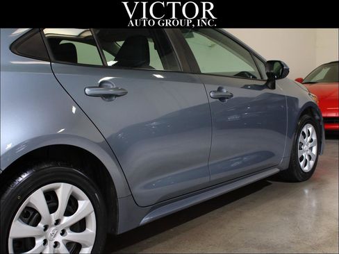 Used 2021 Toyota Corolla LE image 13