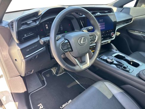 Used 2024 Lexus RZ 300e Premium w/ Accessory Package (Z1) image 23