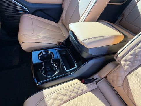 New 2025 Jeep Grand Cherokee L Summit image 28