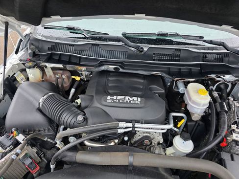 Used 2017 RAM 2500 Tradesman w/ Chrome Appearance Group image 24