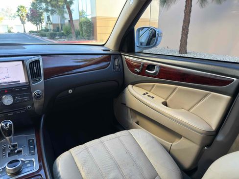 Used 2011 Hyundai Equus Ultimate image 24