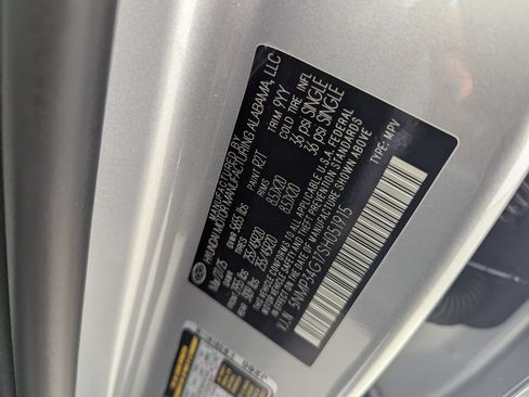 Certified 2025 Hyundai Santa Fe Limited FWD image 32