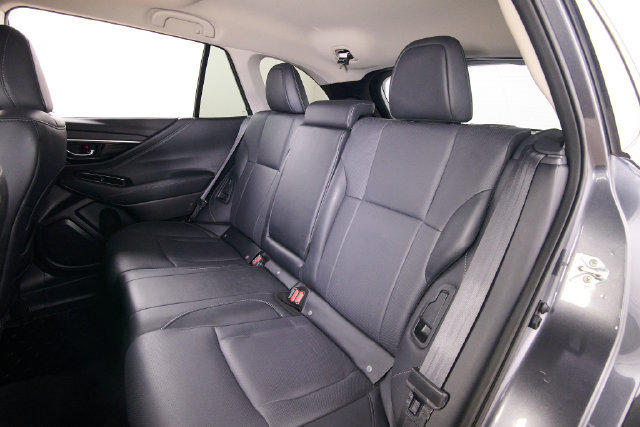 Used 2023 Subaru Outback Limited XT AWD/4WD image 18