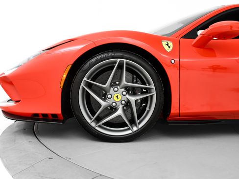Certified 2020 Ferrari F8 Tributo image 30