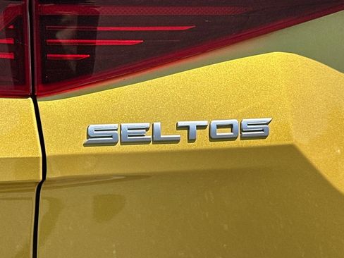 Certified 2023 Kia Seltos SX AWD/4WD image 24