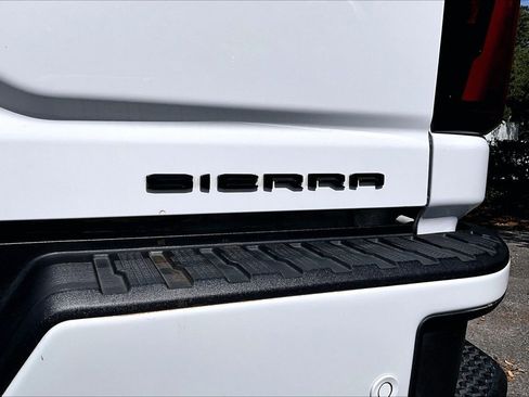 Used 2024 GMC Sierra 2500 Denali Ultimate image 21