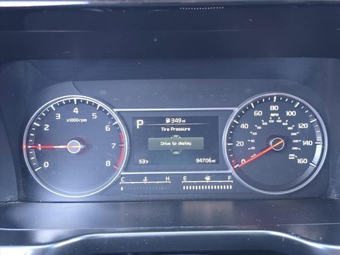 Used 2022 Kia Sorento LX image 15