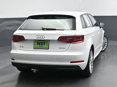Used 2016 Audi A3 e-tron Premium Plus w/ Premium Plus Package FWD image 5