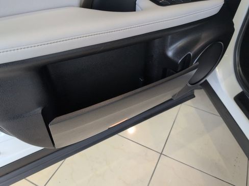 Used 2022 Lexus RX 350 AWD w/ Premium Package image 9