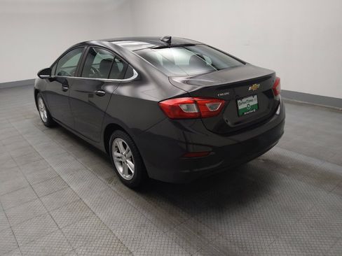Used 2017 Chevrolet Cruze LT image 5