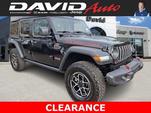 Used 2025 Jeep Wrangler Rubicon image 1